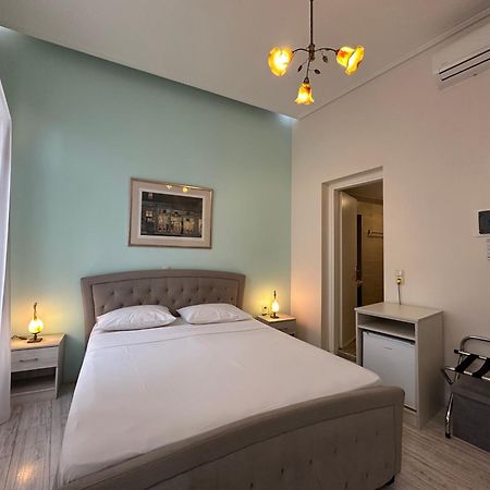 Bed and Breakfast Theasis Athen Exterior foto